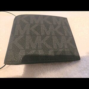 NWT Michael Kors Jet Set Men's Slim BiFold Wallet